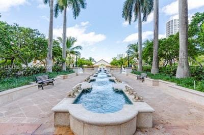 2000 Island Blvd # 609, Aventura FL 33160