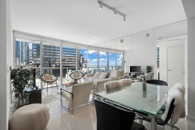 495 BRICKELL Avenue # 811, Miami FL 33131 - Miami, FL - Photo 4