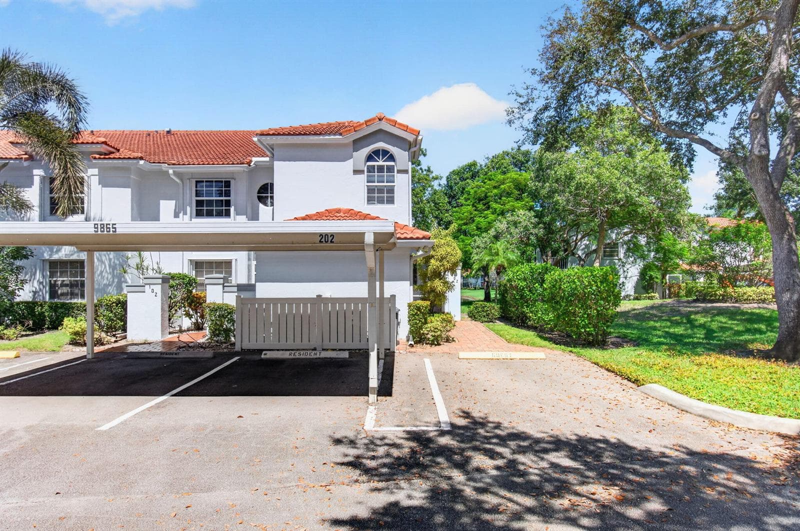 9865 Seacrest Circle # 202, Boynton Beach FL 33437 - Boynton Beach, FL - Photo 1