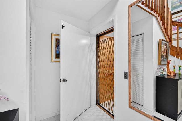 9865 Seacrest Circle # 202, Boynton Beach FL 33437 - Boynton Beach, FL - Photo 4
