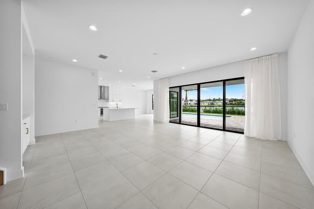 8095 CRYSTAL DOWNS Avenue, Boca Raton FL 33434 - Boca Raton, FL - Photo 5