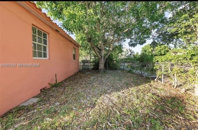 5300 SW 6th St, Miami FL 33134 - Miami, FL - Photo 3