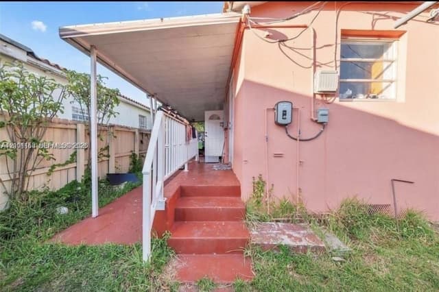 5300 SW 6th St, Miami FL 33134 - Miami, FL - Photo 4