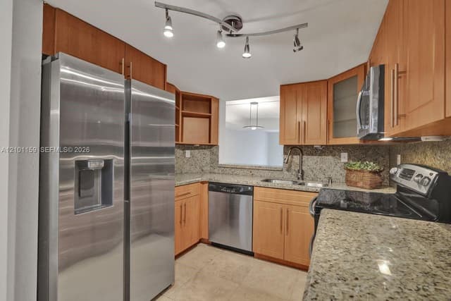12346 NW 11th Ln # 1009, Miami FL 33182 - Miami, FL - Photo 6