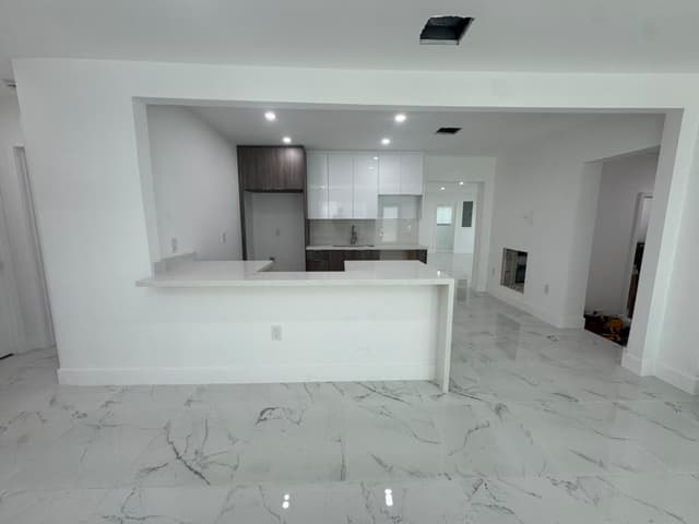 1031 NW 10TH Avenue, Fort Lauderdale FL 33311 - Fort Lauderdale, FL - Photo 6