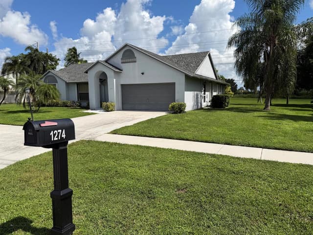 1274 SUMMERWOOD Circle, Wellington FL 33414 - Wellington, FL - Photo 3