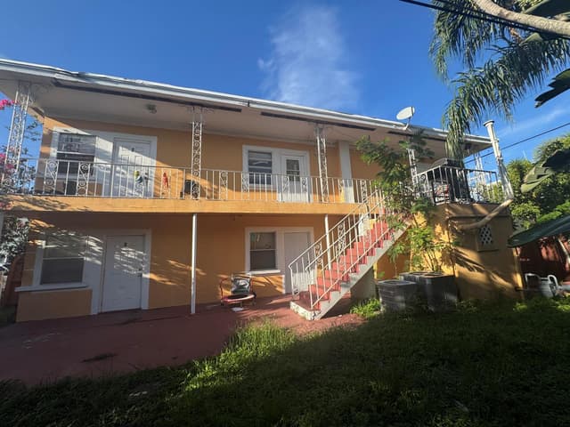 419 3RD Avenue S, FL 33460 - Photo 6
