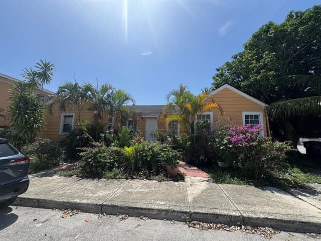 419 3RD Avenue S, FL 33460 - Photo 3