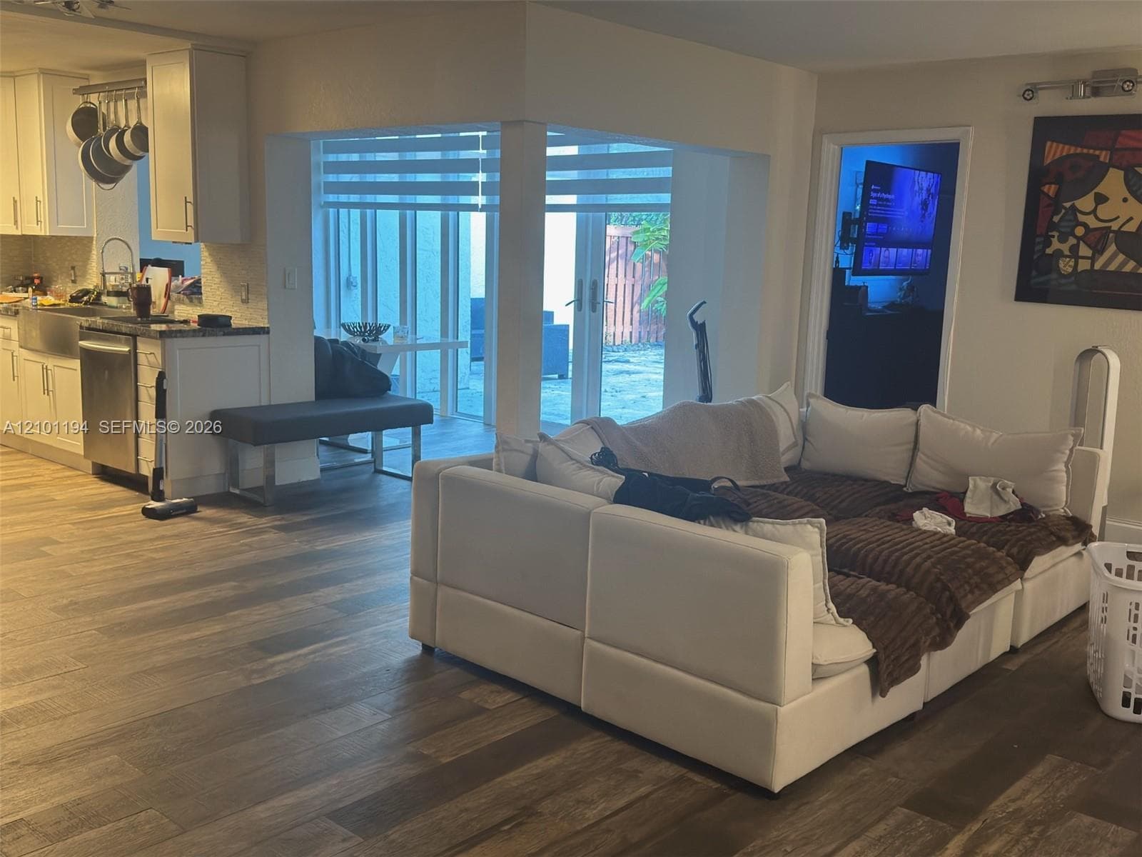 323 Ives Dairy Rd # 08, Miami FL 33179 - Miami, FL - Photo 1