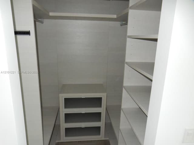 88 SW 7th St # 2703, Miami FL 33130 - Miami, FL - Photo 6