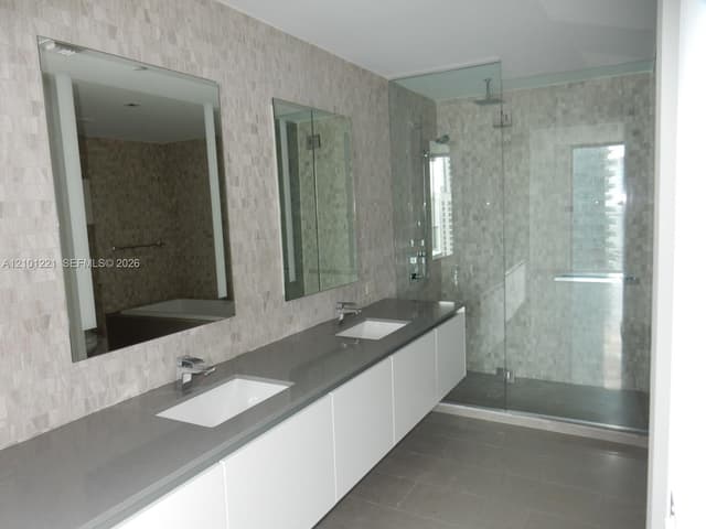 88 SW 7th St # 2703, Miami FL 33130 - Miami, FL - Photo 7