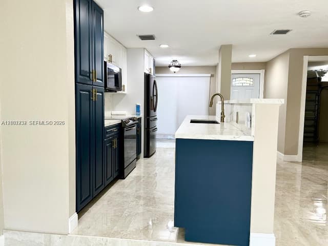 875 NW 80th Ter # 1, Plantation FL 33324 - Plantation, FL - Photo 4
