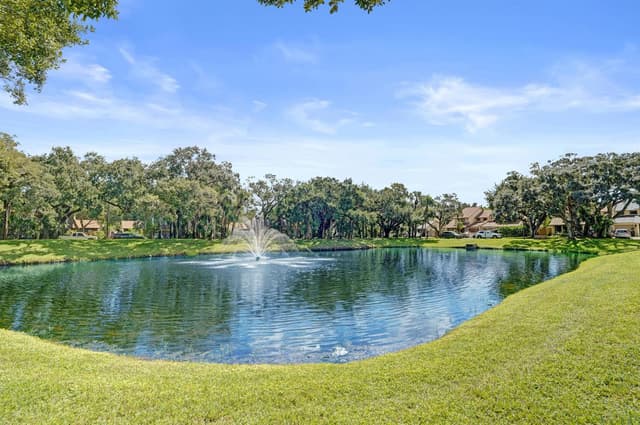 1065 RAINTREE Lane, Palm Beach Gardens FL 33410 - Palm Beach Gardens, FL - Photo 7