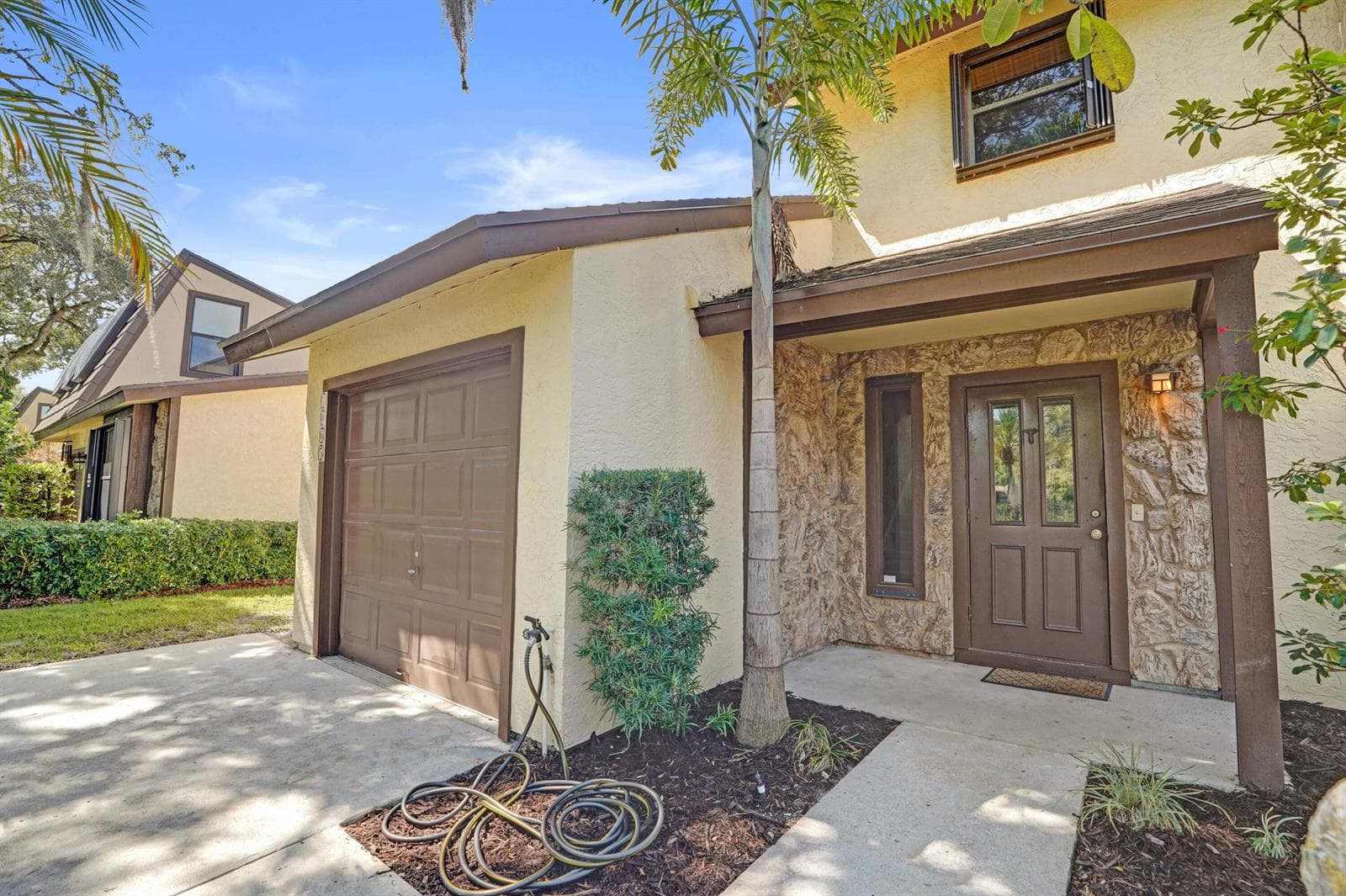 1065 RAINTREE Lane, Palm Beach Gardens FL 33410 - Palm Beach Gardens, FL - Photo 1