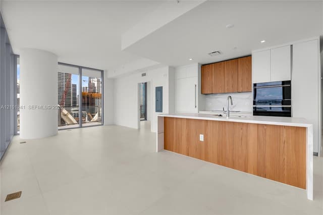 1400 Biscayne # 1901, Miami FL 33132 - Miami, FL - Photo 4