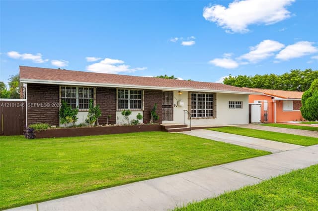 8810 SW 54th Ter, Miami FL 33165 - Miami, FL - Photo 2