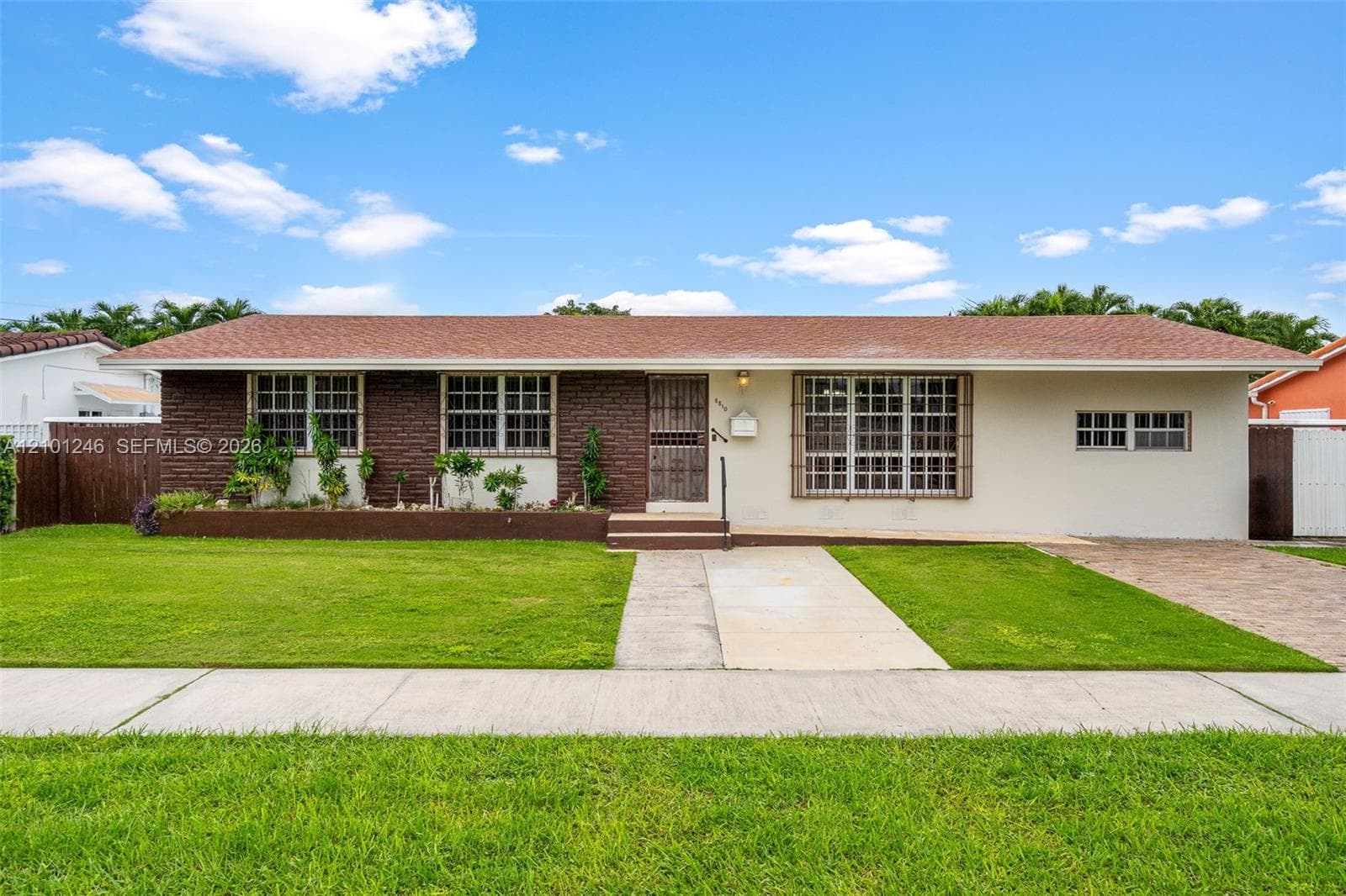 8810 SW 54th Ter, Miami FL 33165 - Miami, FL - Photo 1