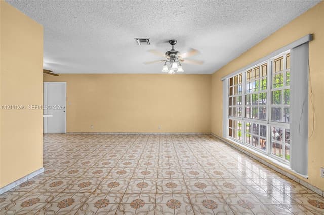 8810 SW 54th Ter, Miami FL 33165 - Miami, FL - Photo 4