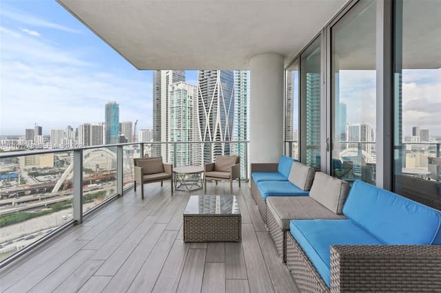 851 NE 1st Ave # 2601, Miami FL 33132 - Miami, FL - Photo 5