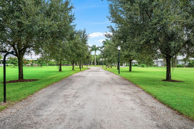 16155 Norris Road, Wellington FL 33470 - Wellington, FL - Photo 3
