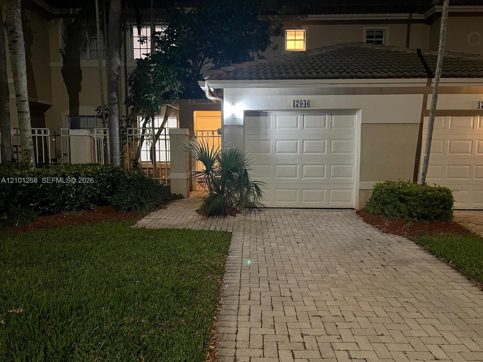 17046 NW 22nd St, Pembroke Pines FL 33028 - Pembroke Pines, FL - Photo 1