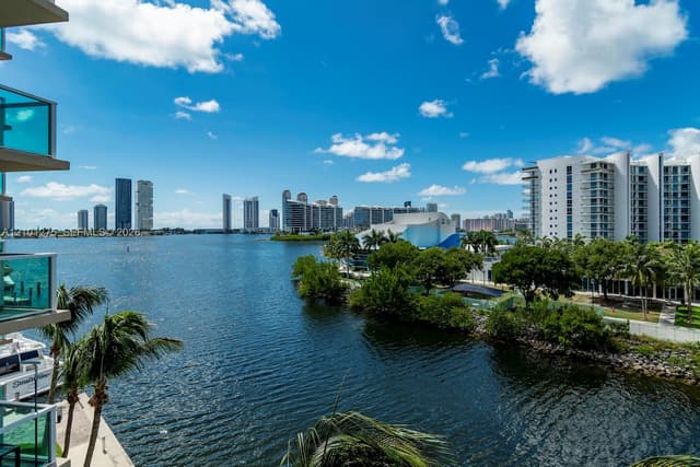 3300 NE 190 ST # 516, Aventura FL 33180 - Aventura, FL - Photo 2