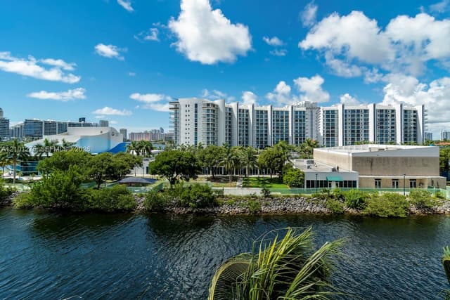 3300 NE 190 ST # 516, Aventura FL 33180 - Aventura, FL - Photo 3