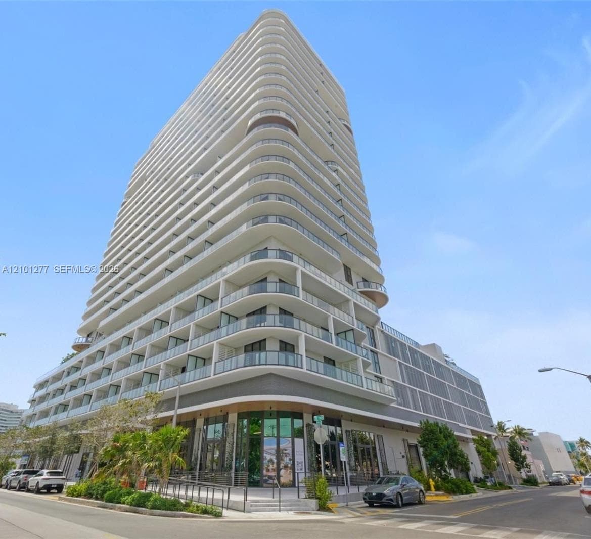580 72nd St # 1110, Miami Beach FL 33141