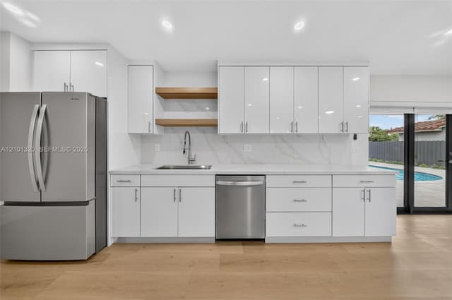 7020 Bamboo St, Miami Lakes FL 33014 - Miami Lakes, FL - Photo 7