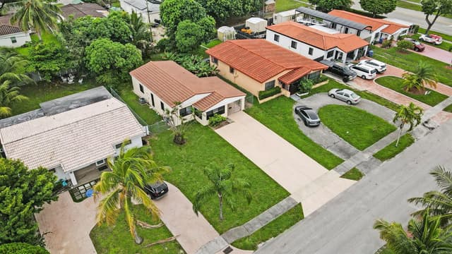 1532 NE 173RD Street, North Miami Beach FL 33162 - North Miami Beach, FL - Photo 6