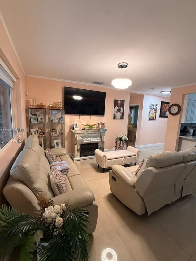 1290 NW 15th St, Homestead FL 33030 - Homestead, FL - Photo 2