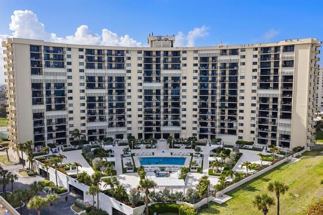 200 OCEAN TRAIL Way # T7, Jupiter FL 33477 - Jupiter, FL - Photo 2