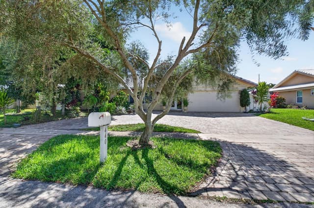 440 NW 69TH Street, Boca Raton FL 33487 - Boca Raton, FL - Photo 2
