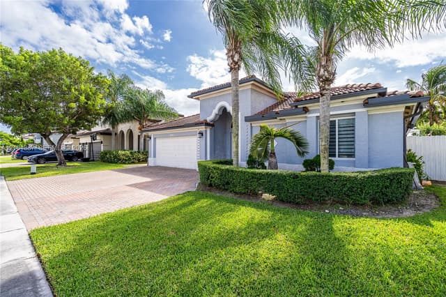 15822 SW 140th St, Miami FL 33196 - Miami, FL - Photo 4