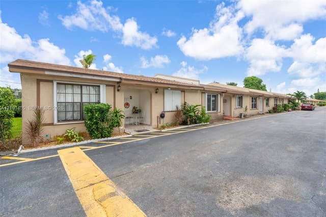 7810 Pembroke Rd, Miramar FL 33023 - Miramar, FL - Photo 2