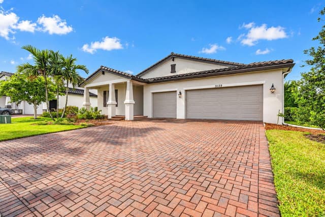 3129 Streng Lane, Royal Palm Beach FL 33411 - Royal Palm Beach, FL - Photo 2