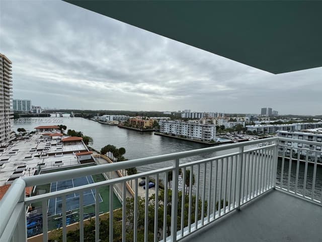 301 174th St # 1105, Sunny Isles Beach FL 33160 - Sunny Isles Beach, FL - Photo 2