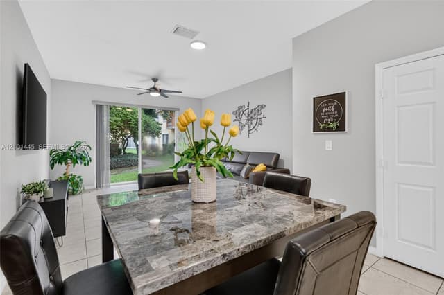 1823 SW 90th Ave # 1002, Miramar FL 33025 - Miramar, FL - Photo 7
