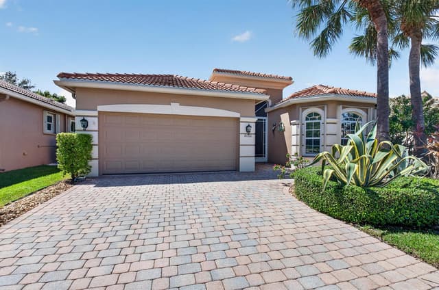 8066 Rossini Way, Lake Worth FL 33467 - Lake Worth, FL - Photo 4