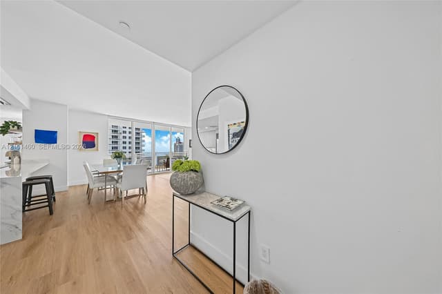 901 Brickell Key Blvd # 2403, Miami FL 33131 - Miami, FL - Photo 2