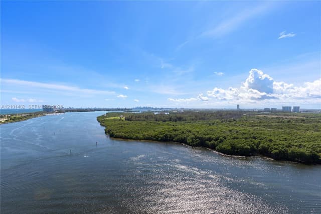 500 Bayview Dr, Sunny Isles Beach FL 33160 - Sunny Isles Beach, FL - Photo 5