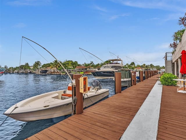 2500 NE 135th St # C502, North Miami FL 33181 - North Miami, FL - Photo 3