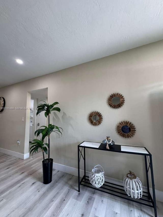 821 NW 173rd Ter, Miami Gardens FL 33169 - Miami Gardens, FL - Photo 4
