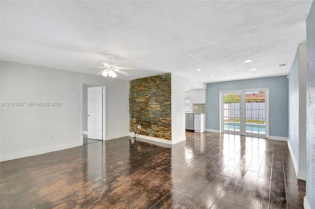 8960 Sunset Strip, Sunrise FL 33322 - Sunrise, FL - Photo 3