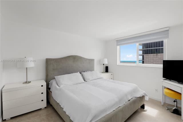 345 Ocean Dr # 812, Miami Beach FL 33139 - Miami Beach, FL - Photo 7