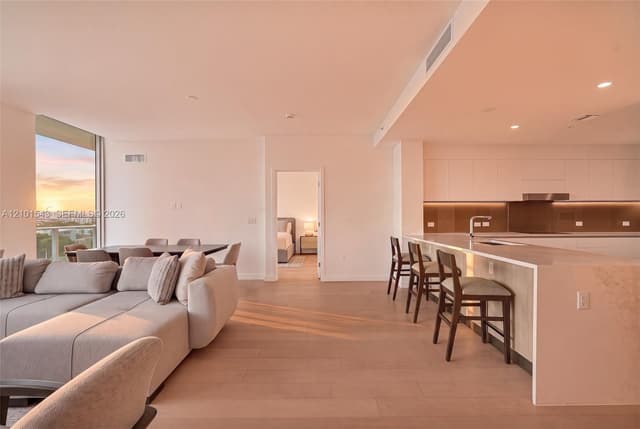 9221 E Bay Harbor, Bay Harbor Islands FL 33154 - Bay Harbor Islands, FL - Photo 3