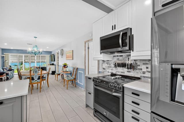 812 Meadowlark Lane, Delray Beach FL 33445 - Delray Beach, FL - Photo 5