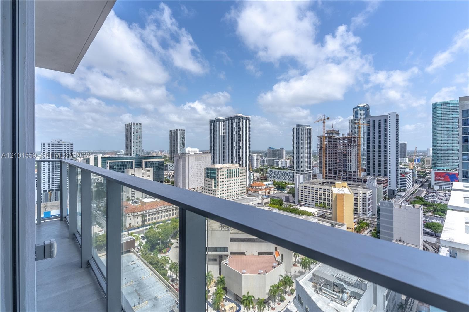 227 NE 2nd St # 2906, Miami FL 33132 - Miami, FL - Photo 1