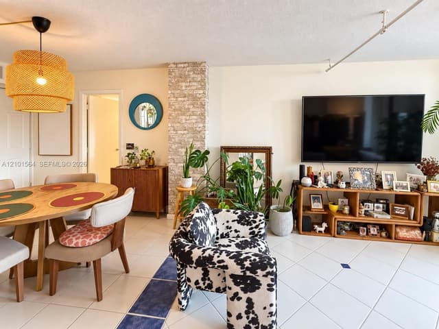 3101 N Country Club Dr # 307, Aventura FL 33180 - Aventura, FL - Photo 3