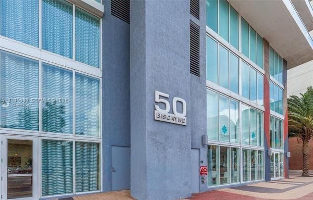 50 Biscayne Blvd # 1403, Miami FL 33132